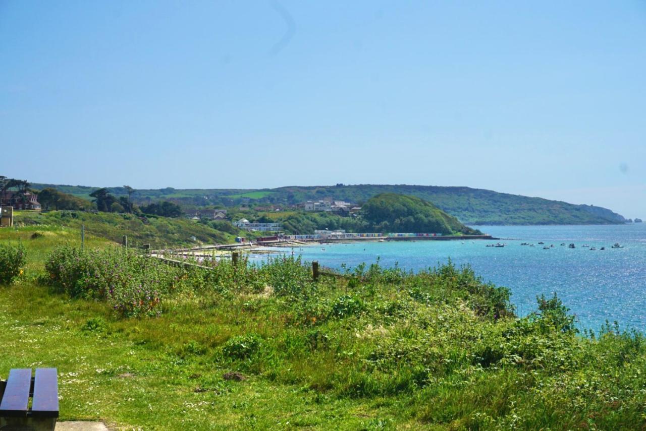 פרשווטר Chine Cottage Self-Catering Coastal Bungalow In Rural West Wight מראה חיצוני תמונה